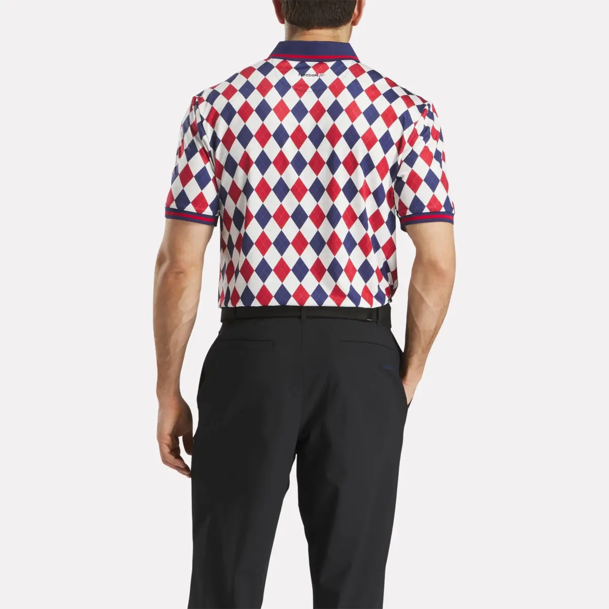 Herren-Kurzarm-Polohemd mit Argyle-Print und geripptem Saum Herren-Kurzarm-Polohemd mit Argyle-Print und geripptem Saum
