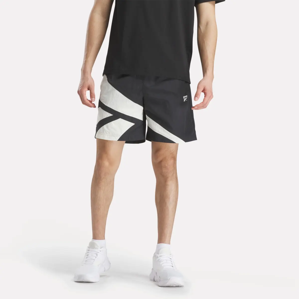 Herren-Shorts „Classics Vector Woven“ 7″