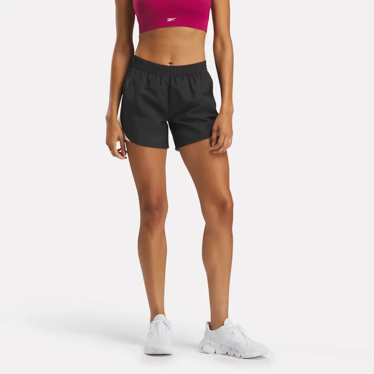ID Train Woven Shorts 3″ für Damen