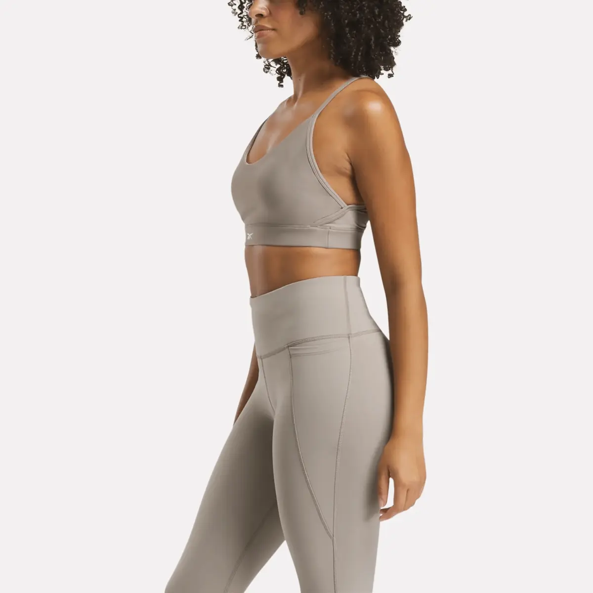Lux Strappy Sports Bra für Damen